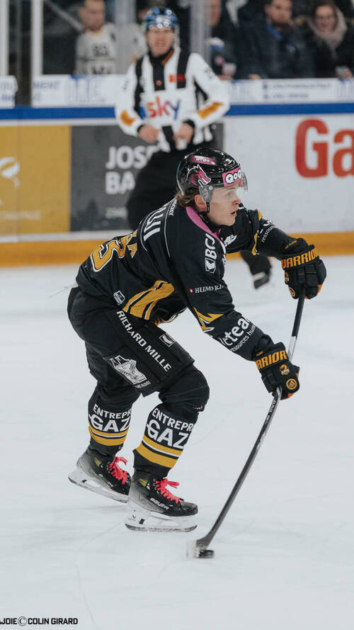 Défaite ajoulote contre Gottéron