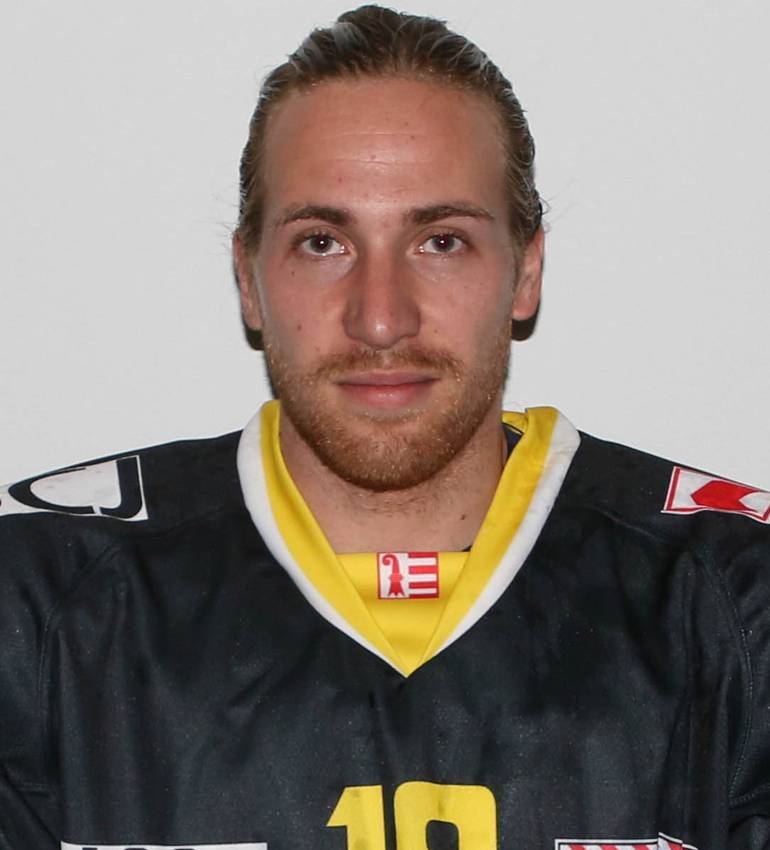 Konstantin Schmidt #19