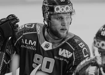 90 Fischer Jannik, C.G Photographie, Club National League, Colin Girard, HC Ajoie, HCA, HCAjoie, Hockey Club Ajoie, LHC, Lausanne HC, NL, National League, Porrentruy, RAIFFEISEN ARENA, Saison 2023-24, hockey, patinoire