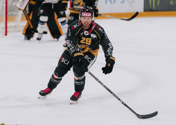 29 Kolher Gilian, C.G Photographie, Club National League, Colin Girard, HC Ajoie, HC Fribourg Gottéron, HCA, HCAjoie, HCFG, Hockey Club Ajoie, Joueurs NL, NL, National League, Porrentruy, RAIFFEISEN ARENA, Saison 2023-24, hockey, patinoire