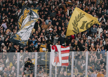 C.G Photographie, Club National League, Colin Girard, HC Ajoie, HCA, HCAjoie, Hockey Club Ajoie, NL, National League, Porrentruy, Public, RAIFFEISEN ARENA, SC Bern, Saison 2023-24, cop, drapeaux, hockey, kop, patinoire, supporters