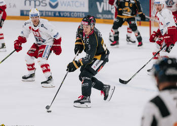 96 Timashov Dmytro, C.G Photographie, Club National League, Colin Girard, HC Ajoie, HCA, HCAjoie, Hockey Club Ajoie, NL, National League, Porrentruy, RAIFFEISEN ARENA, Saison 2023-24, hockey, patinoire