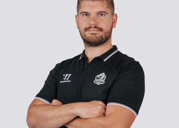 C.G Photographie, Club National League, Colin Girard, HC Ajoie, HC Davos, HCA, HCAjoie, Hockey Club Ajoie, NL, National League, Porrentruy, RAIFFEISEN ARENA, Saison 2023-24, Staff, Wohlwend Christian Head Coach, banc joueur, hockey, patinoire