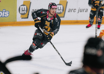 C.G Photographie, Club National League, Colin Girard, HC Ajoie, HC Davos, HCA, HCAjoie, Hockey Club Ajoie, NL, National League, Porrentruy, RAIFFEISEN ARENA, Saison 2023-24, hockey, patinoire