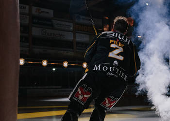 40 Ciaccio Damiano, C.G Photographie, Club National League, Colin Girard, Fin de match, Gardien, HC Ajoie, HC Davos, HCA, HCAjoie, Hockey Club Ajoie, Joueurs NL, NL, National League, Porrentruy, RAIFFEISEN ARENA, Saison 2023-24, hockey, patinoire