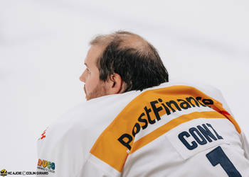 40 Ciaccio Damiano, C.G Photographie, Club National League, Colin Girard, Fin de match, Gardien, HC Ajoie, HC Davos, HCA, HCAjoie, Hockey Club Ajoie, Joueurs NL, NL, National League, Porrentruy, RAIFFEISEN ARENA, Saison 2023-24, hockey, patinoire