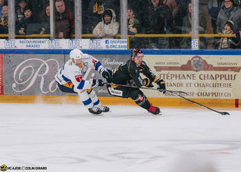 96 Timashov Dmytro, C.G Photographie, Colin Girard, EVZ, EVZoug, EVZug, HCA, HCAjoie, Hockey Club Ajoie, NL, National League, Porrentruy, RAIFFEISEN ARENA, Saison 2023-24, hockey