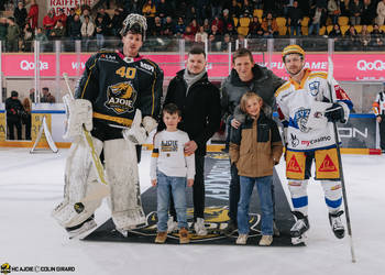 40 Ciaccio Damiano, Beutcher du match, C.G Photographie, Colin Girard, EVZ, EVZoug, EVZug, Fin de match, Gardien, HCA, HCAjoie, Hockey Club Ajoie, Joueurs NL, NL, National League, Porrentruy, RAIFFEISEN ARENA, Saison 2023-24, hockey