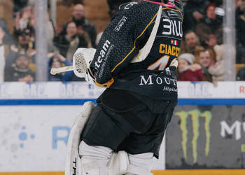 40 Ciaccio Damiano, C.G Photographie, Colin Girard, EVZ, EVZoug, EVZug, Fin de match, Gardien, HCA, HCAjoie, Hockey Club Ajoie, Joueurs NL, NL, National League, Porrentruy, RAIFFEISEN ARENA, Saison 2023-24, hockey