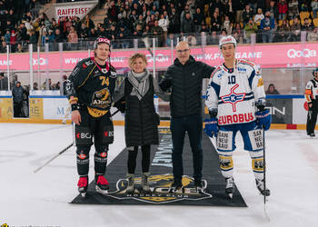 74 Sciaroni Gregory, Beutcher du match, C.G Photographie, Colin Girard, Fin de match, HCA, HCAjoie, Hockey Club Ajoie, Joueurs NL, NL, National League, Porrentruy, RAIFFEISEN ARENA, Saison 2023-24, hockey