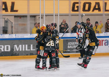 But, C.G Photographie, Colin Girard, Groupe, HCA, HCAjoie, Hockey Club Ajoie, NL, National League, Porrentruy, RAIFFEISEN ARENA, Saison 2023-24, célébration, hockey