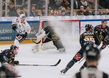 40 Ciaccio Damiano, C.G Photographie, Colin Girard, Gardien, HCA, HCAjoie, Hockey Club Ajoie, Joueurs NL, NL, National League, Porrentruy, RAIFFEISEN ARENA, Saison 2023-24, hockey, neige