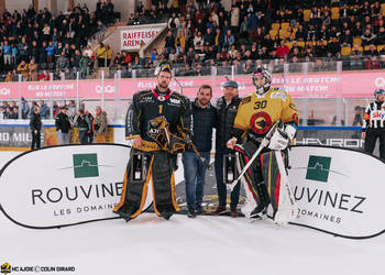 1 Wolf Tim, C.G Photographie, Colin Girard, Fin de match, Gardien, HCA, HCAjoie, Hockey Club Ajoie, Joueurs NL, NL, National League, Porrentruy, RAIFFEISEN ARENA, Saison 2023-24, hockey, meilleurs joueurs