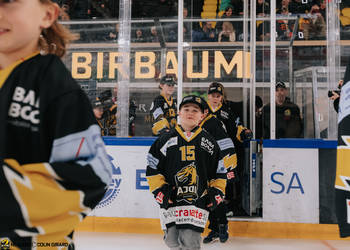 51 Birbaum Alain, Academy, Académie, C.G Photographie, Colin Girard, HCA, HCAjoie, Hockey Club Ajoie, Joueurs NL, NL, National League, Porrentruy, RAIFFEISEN ARENA, Saison 2023-24, Spécial Birbaum, avant match, cérémonie, fin de carrière, hockey