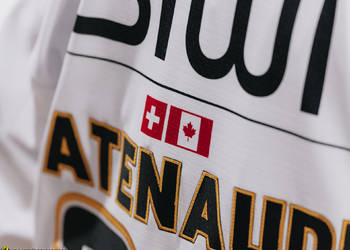 29 Noah Patenaude, C.G Photographie, Colin Girard, GSHC, Genève Servette Hockey Club, HCA, HCAjoie, Hockey Club Ajoie, Maillot Extérieur, Maillot blanc, Match amical, NL, National League, Porrentruy, RAIFFEISEN ARENA, Saison 2024-25, hockey
