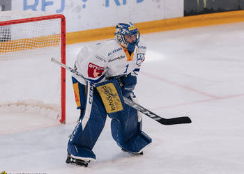 1 Wolf Tim, C.G Photographie, Colin Girard, Gardien, HCA, HCA Vs EVZ, HCAjoie, Hockey Club Ajoie, Joueurs NL, Maillot Jaune, NL, National League, Porrentruy, RAIFFEISEN ARENA, Saison 2023-24, Saison 2024-25, hockey