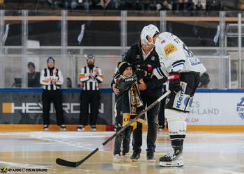 C.G Photographie, Club National League, Colin Girard, Enzo, HCA, HCAjoie, Hockey Club Ajoie, Match spécial, NL, National League, Porrentruy, RAIFFEISEN ARENA, Saison 2024-25, enfant, hockey