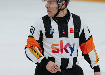 C.G Photographie, Club National League, Colin Girard, HCA, HCA Vs EHCK, HCAjoie, Hockey Club Ajoie, NL, National League, Porrentruy, RAIFFEISEN ARENA, Saison 2024-25, arbitre, hockey