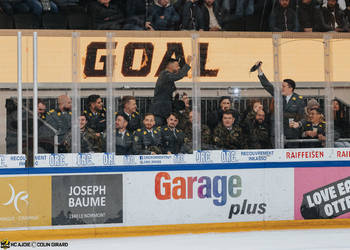 C.G Photographie, Club National League, Colin Girard, HCA, HCAjoie, Hockey Club Ajoie, NL, National League, Place Assise, Porrentruy, RAIFFEISEN ARENA, Saison 2024-25, gradins, hockey, militaire, spectateur