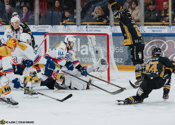74 Nättinen Julius, But, C.G Photographie, Club National League, Colin Girard, HCA, HCAjoie, Hockey Club Ajoie, Joueurs 1ERE, NL, National League, Porrentruy, RAIFFEISEN ARENA, Saison 2024-25, hockey
