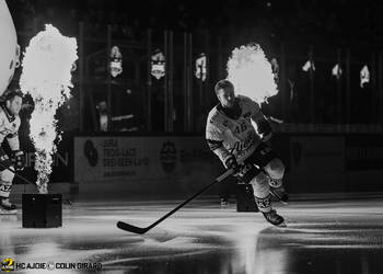 46 Rundqvist Adam, C.G Photographie, Club National League, Colin Girard, HC Ajoie, HCA, HCA Vs EVZ, Joueurs 1ERE, NL, National League, RAIFFEISEN ARENA, Saison 2024-25, Saison24-25, avant match, entrée joueurs, hockey