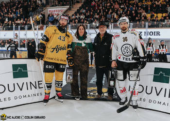 43 Brennan Terrence James, C.G Photographie, Club National League, Colin Girard, HC Ajoie, HCA, HCA Vs HCL, Joueurs 1ERE, NL, National League, PlayOut, RAIFFEISEN ARENA, Saison 2024-25, Saison24-25, hockey, meilleurs joueurs