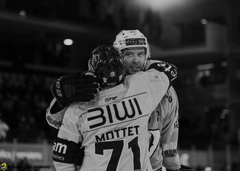 71 Mottet Kilian, C.G Photographie, Club National League, Colin Girard, Fin de match, HC Ajoie, HCA, NL, National League, RAIFFEISEN ARENA, Saison25-26, emotion, hockey