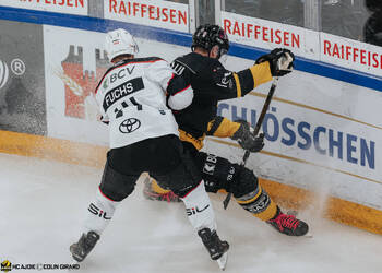 23 Gauthier Frédérik, C.G Photographie, Club National League, Colin Girard, Feldschlossen, HC Ajoie, HCA, NL, National League, RAIFFEISEN ARENA, Saison25-26, freinage, hockey, sponsor