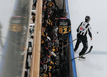 C.G Photographie, Club National League, Colin Girard, HC Ajoie, HCA, NL, National League, RAIFFEISEN ARENA, Saison25-26, banc joueur, hockey