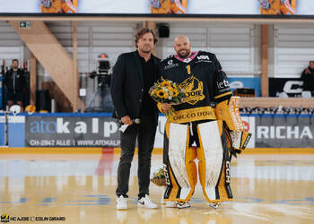 1 Conz Benjamin, C.G Photographie, Club National League, Colin Girard, HC Ajoie, HCA, Joueurs 1ERE, NL, National League, RAIFFEISEN ARENA, Saison 2024-25, Saison25-26, avant match, hockey, jubilé