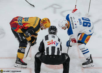 19 Wick Jeremy, C.G Photographie, Club National League, Colin Girard, HC Ajoie, HCA, NL, National League, Postfinance Topscorer, RAIFFEISEN ARENA, Saison 2025-26, Saison25-26, engagement, hockey, sponsor