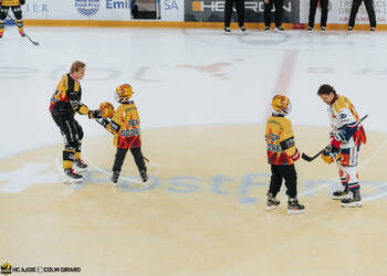 3 Honka Anttoni, C.G Photographie, Club National League, Colin Girard, HC Ajoie, HCA, HCA Vs ZSCLions, NL, National League, Postfinance Topscorer, RAIFFEISEN ARENA, Saison 2025-26, Saison25-26, avant match, hockey, sponsor