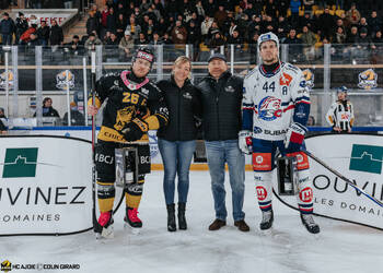 26 Fey Kevin, C.G Photographie, Club National League, Colin Girard, Fin de match, HC Ajoie, HCA, HCA Vs ZSCLions, NL, National League, RAIFFEISEN ARENA, Rouvinez, Saison 2025-26, Saison25-26, hockey, meilleurs joueurs, sponsor