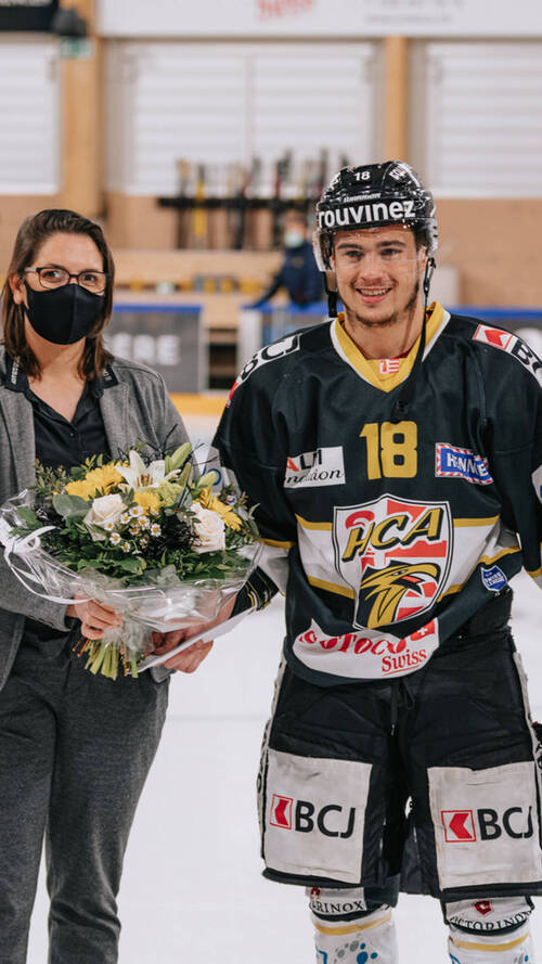 Ajoie concède la 1ère manche