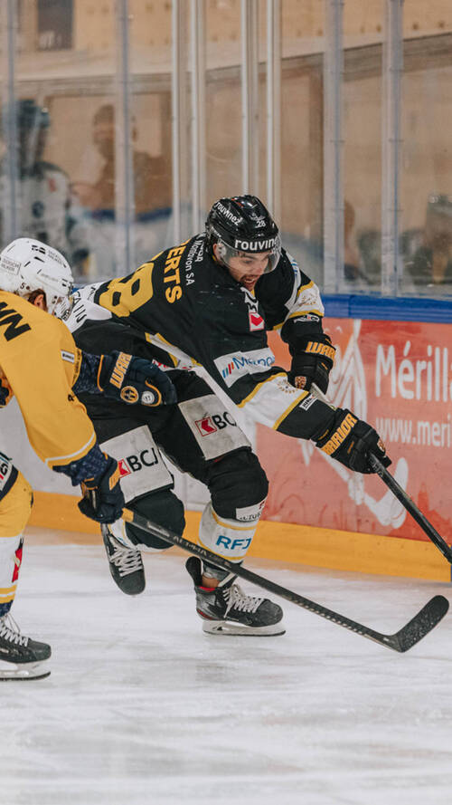Ajoie galvaude son 1er puck de finale