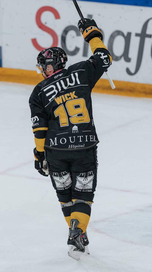Les Jaune & Noir tiennent tête au LHC mais s'inclinent