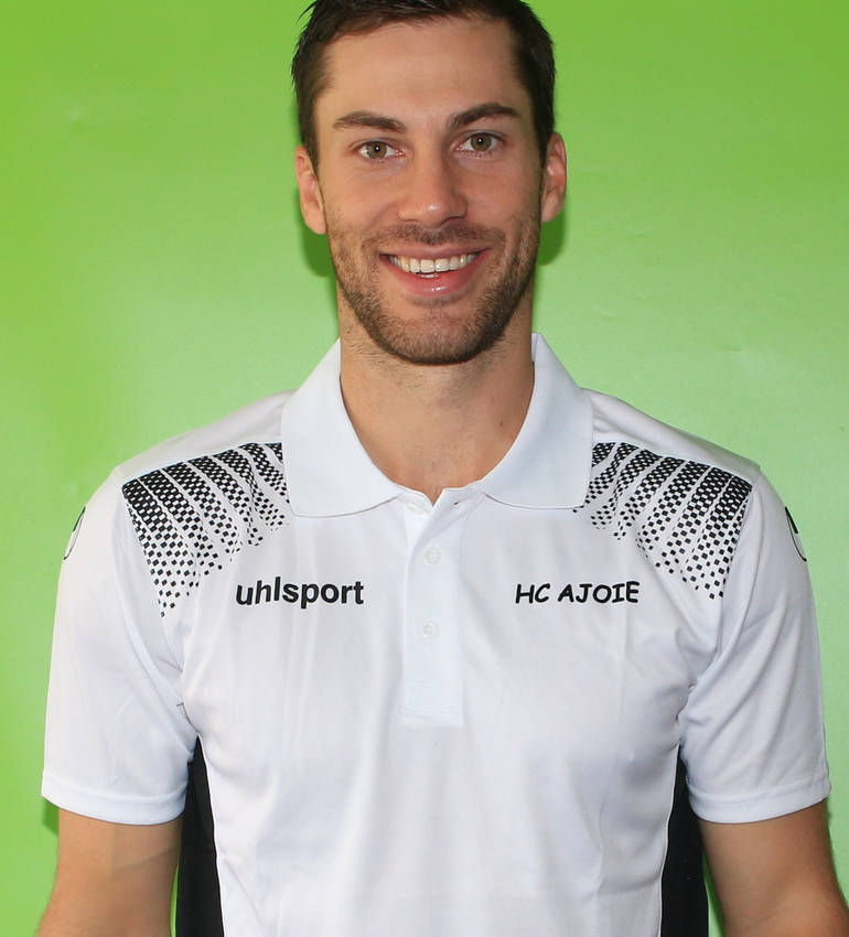 Philip-Michaël Devos #8